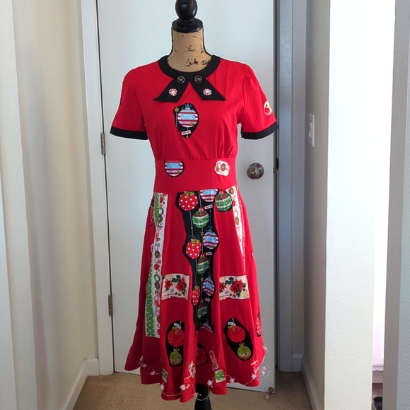 Ugly Christmas Dress - Picture 1 of 6